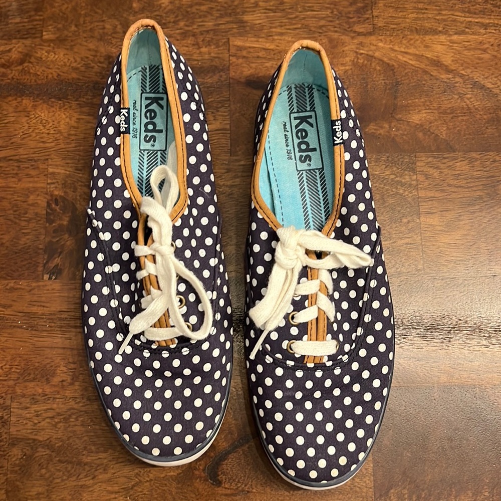 Navy blue polka dot Keds size 9